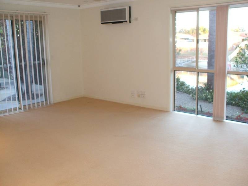 30 Drayton Terrace, Mermaid Waters QLD 4218