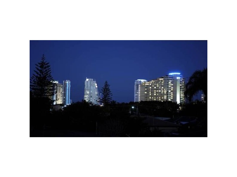 Sarasota Key, Broadbeach Waters QLD 4218