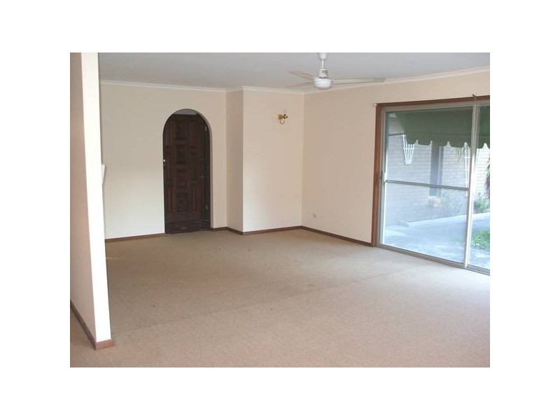 144 Sunshine Boulevard, Mermaid Waters QLD 4218