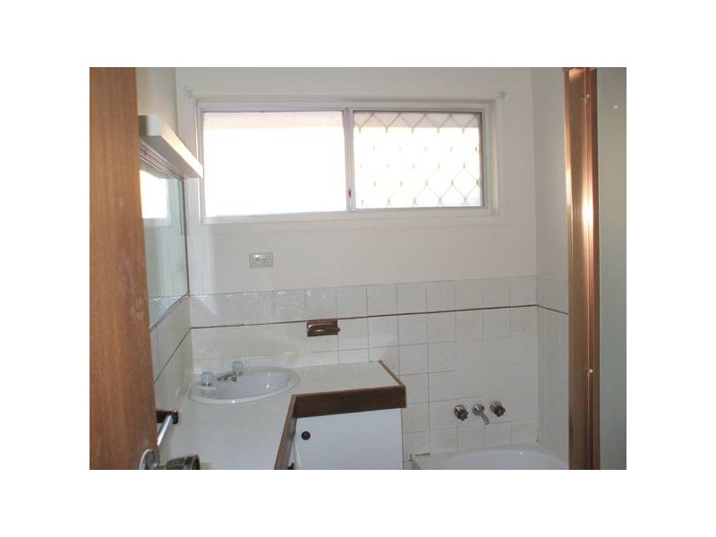 144 Sunshine Boulevard, Mermaid Waters QLD 4218