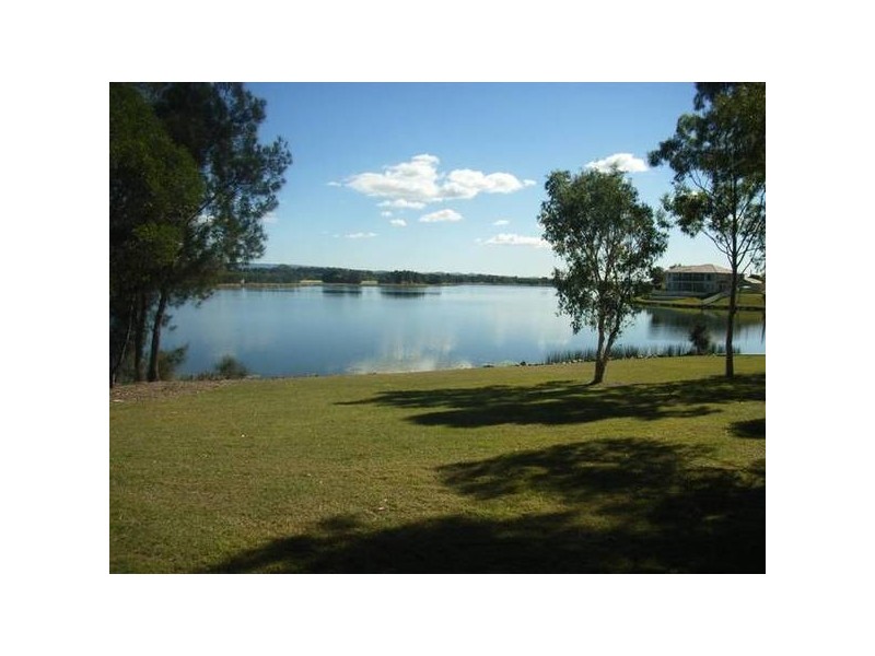 Clear Island Waters QLD 4226