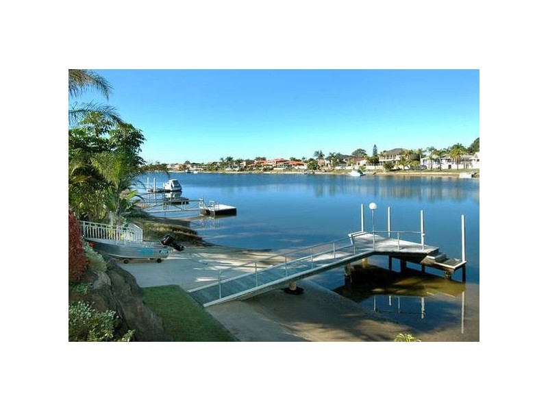 3 Yunga Court, Broadbeach Waters QLD 4218
