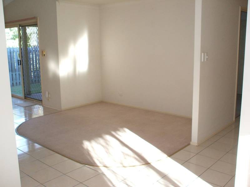 5 Maidstone Place, Robina QLD 4226