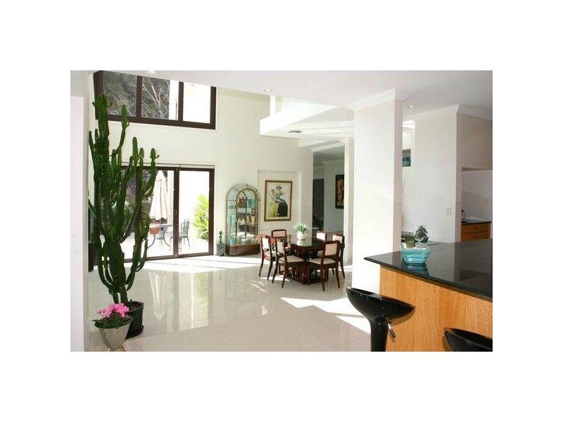 Clear Island Waters QLD 4226