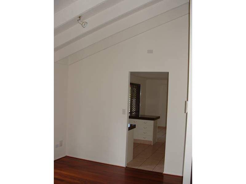 Carrara QLD 4211