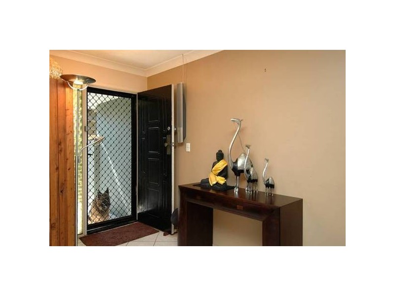 Broadbeach Waters QLD 4218