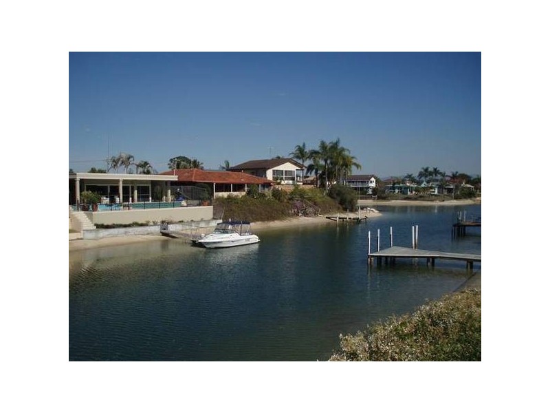 Broadbeach Waters QLD 4218