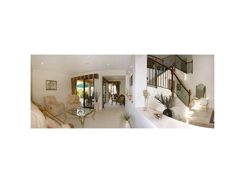 Clear Island Waters QLD 4226