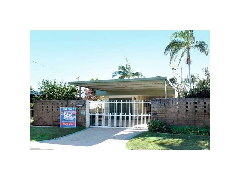 11 San Michele Ct, Broadbeach Waters QLD 4218