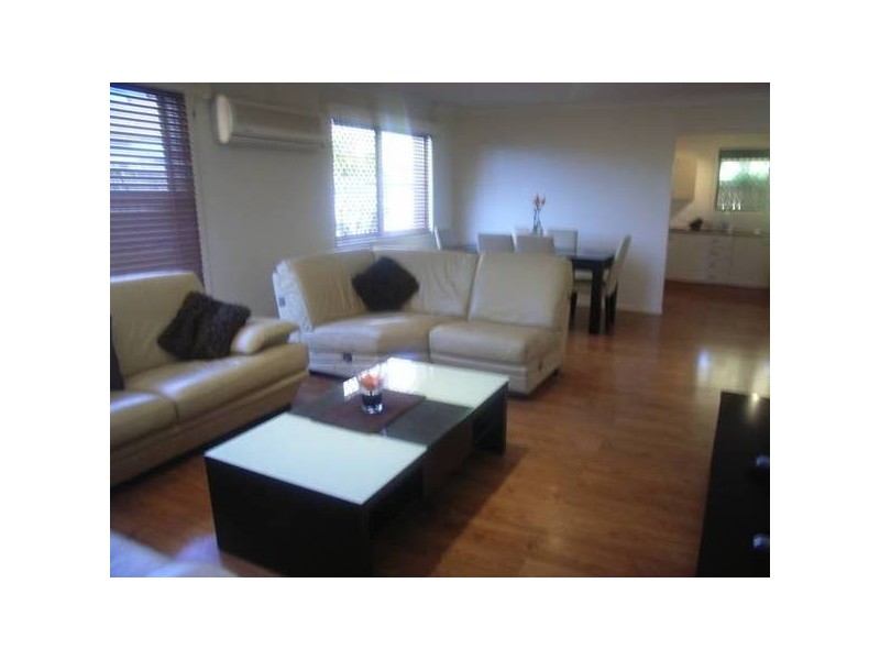 14 Araluen Avenue, Palm Beach QLD 4221