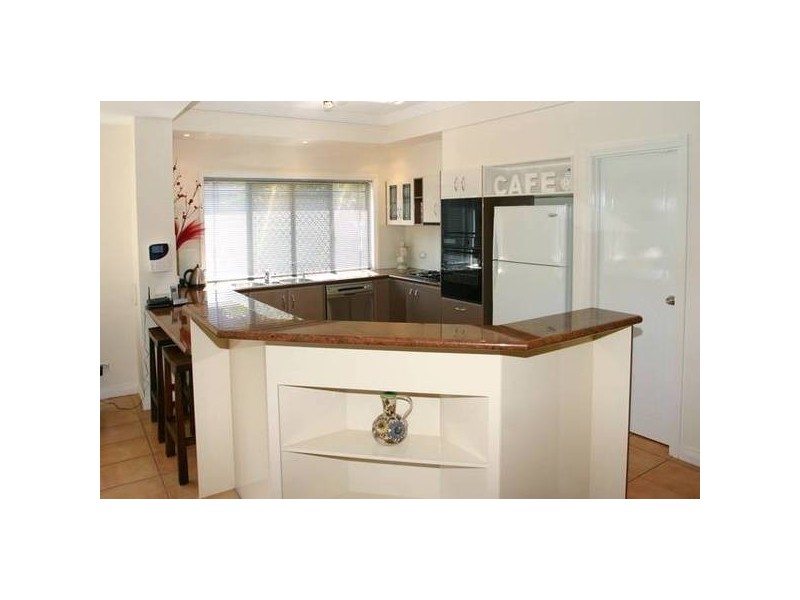 Clear Island Waters QLD 4226