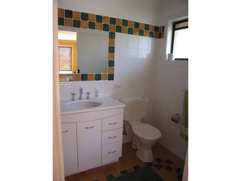 6 Yunga Court, Broadbeach Waters QLD 4218