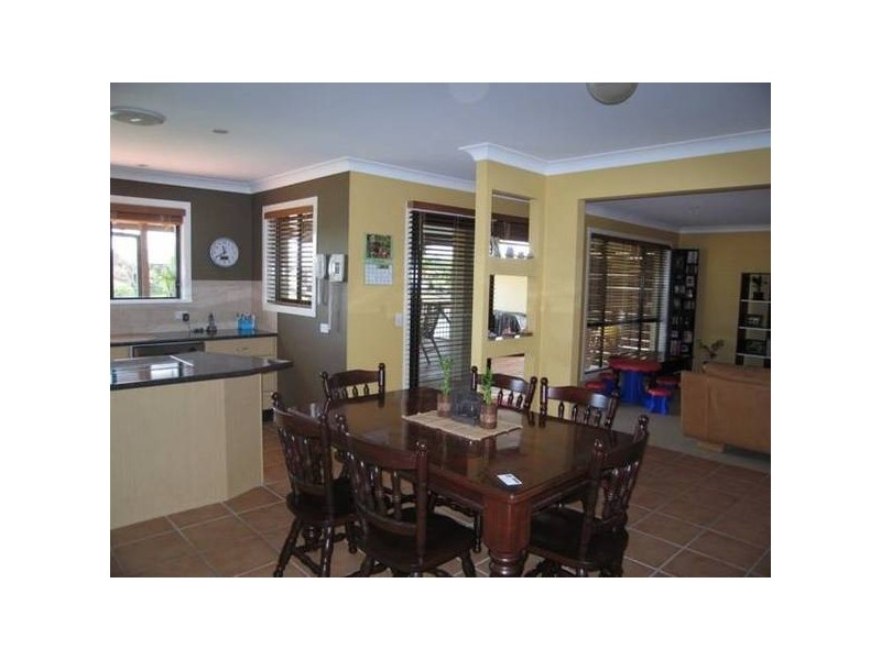 6 Yunga Court, Broadbeach Waters QLD 4218