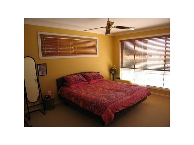 6 Yunga Court, Broadbeach Waters QLD 4218