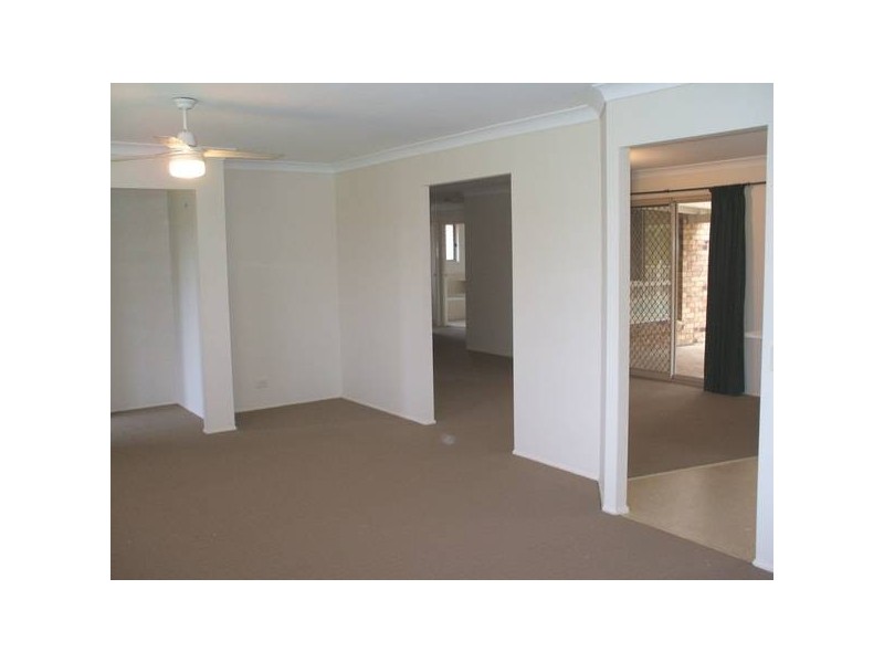 86 Cassowary Drive, Burleigh Waters QLD 4220