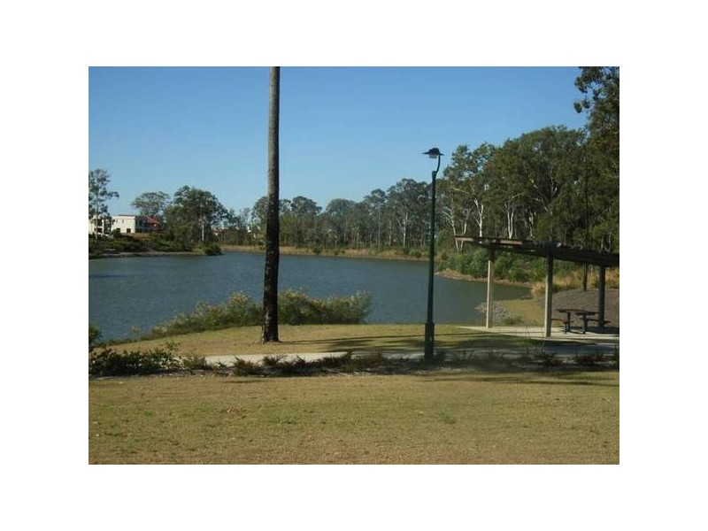 Varsity Lakes QLD 4227