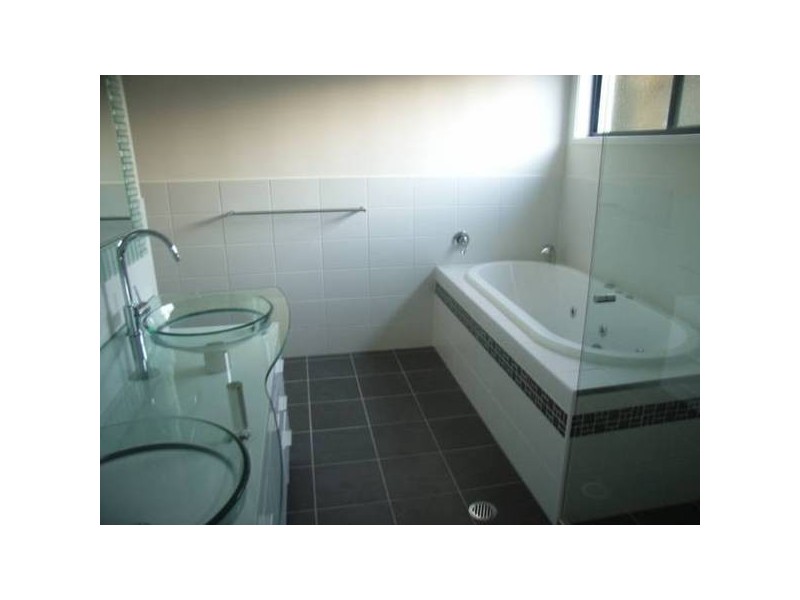 Varsity Lakes QLD 4227