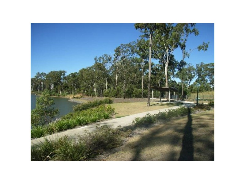 2/21 Castello Cct, Varsity Lakes QLD 4227
