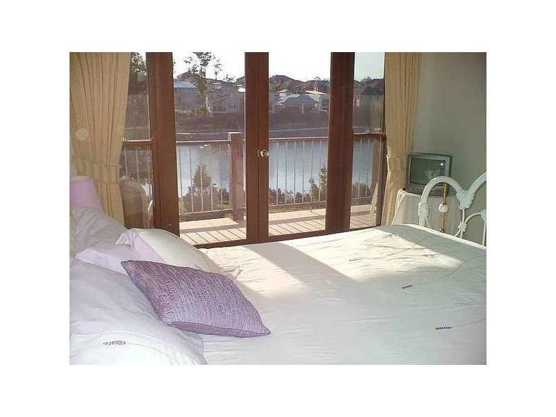 Varsity Lakes QLD 4227