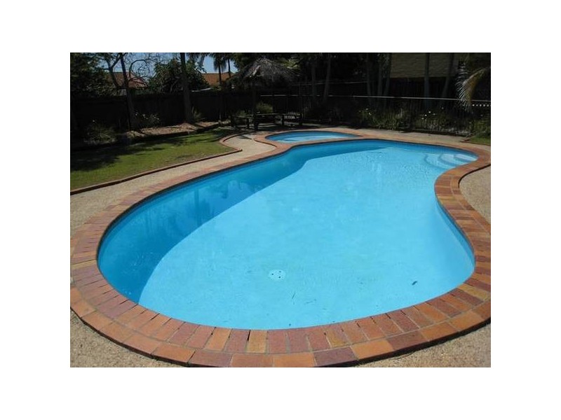 15/13-17 Brown Street, Labrador QLD 4215