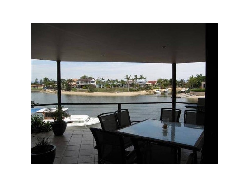 Broadbeach Waters QLD 4218