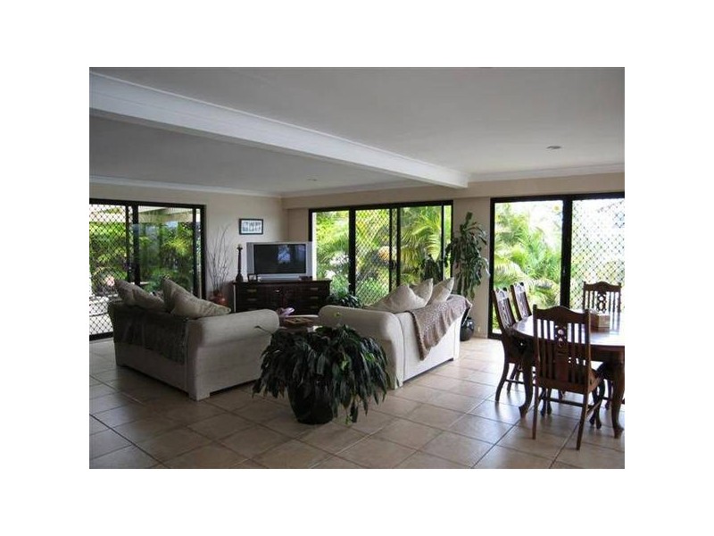Broadbeach Waters QLD 4218