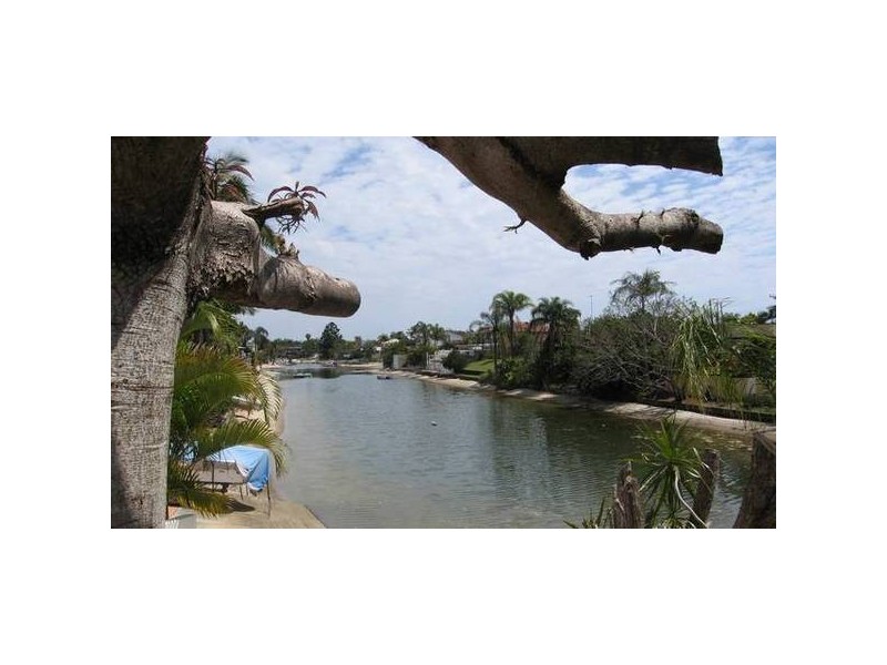 Broadbeach Waters QLD 4218