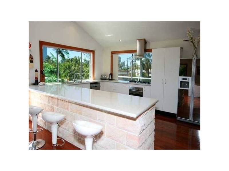 Broadbeach Waters QLD 4218