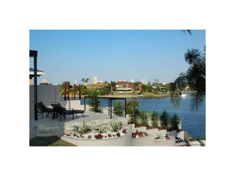 Broadbeach Waters QLD 4218