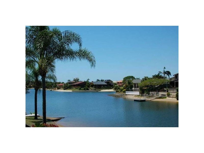 Broadbeach Waters QLD 4218