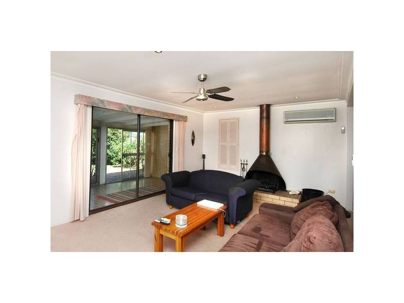 25 Rudd Street, Broadbeach Waters QLD 4218