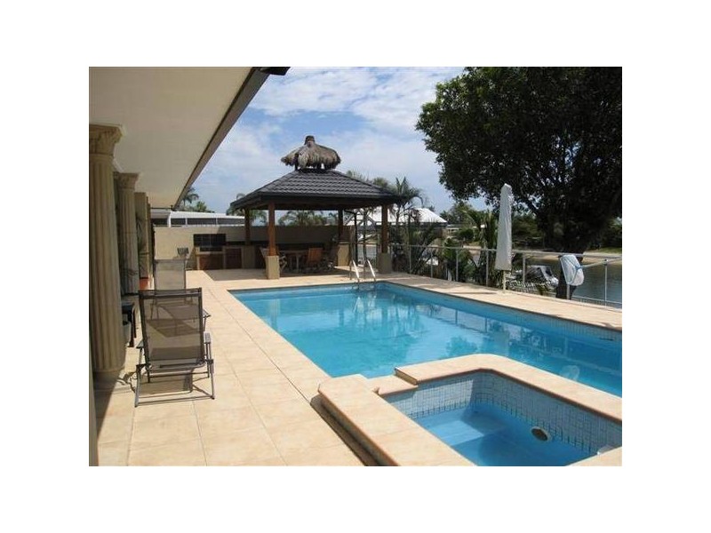 Broadbeach Waters QLD 4218