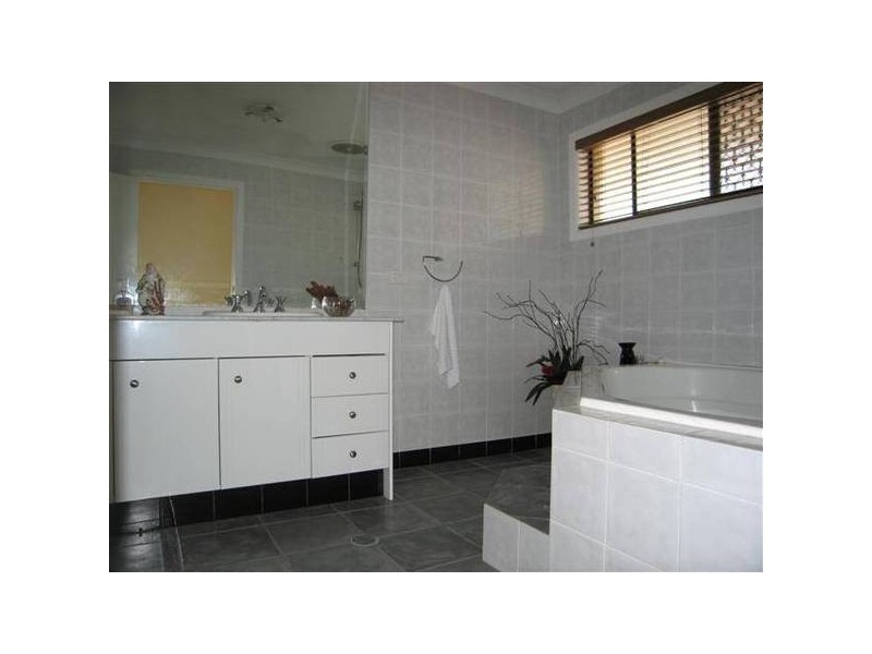 Broadbeach Waters QLD 4218