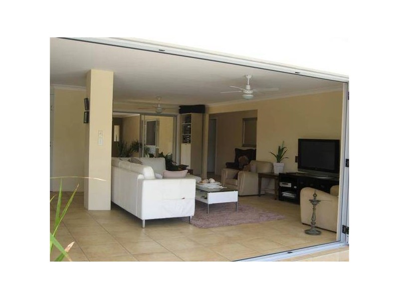 Broadbeach Waters QLD 4218