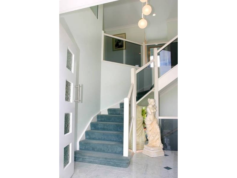 Burleigh Waters QLD 4220