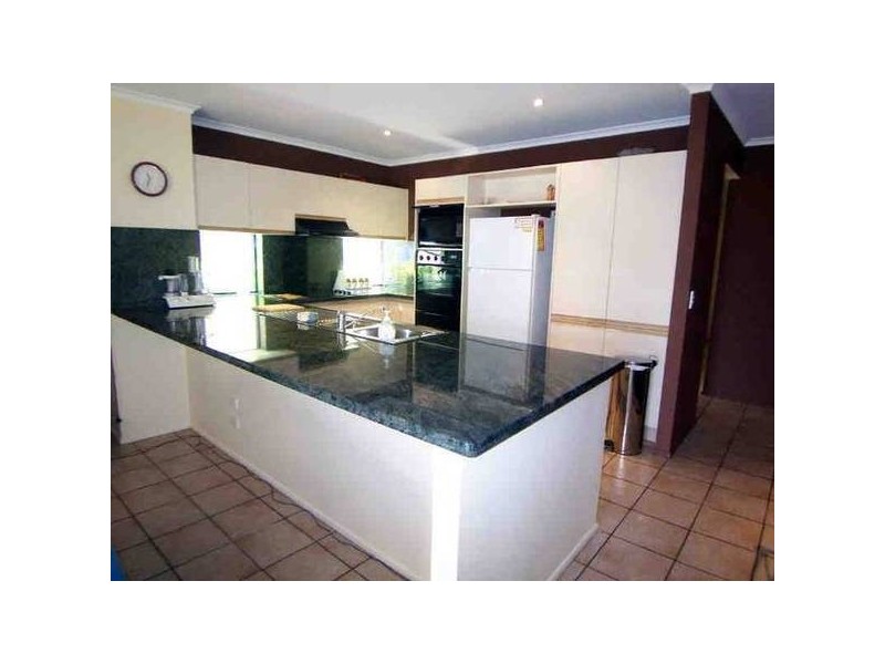 Clear Island Waters QLD 4226