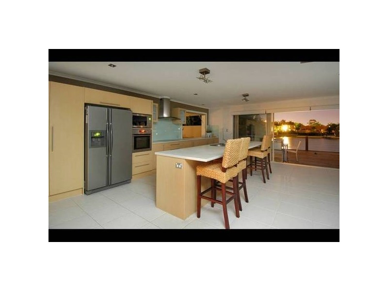 Broadbeach Waters QLD 4218