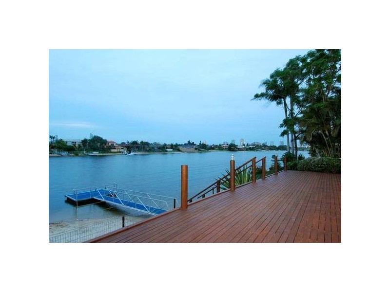 Broadbeach Waters QLD 4218