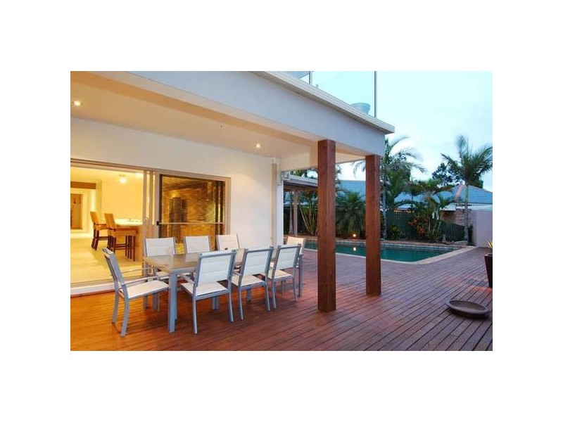Broadbeach Waters QLD 4218