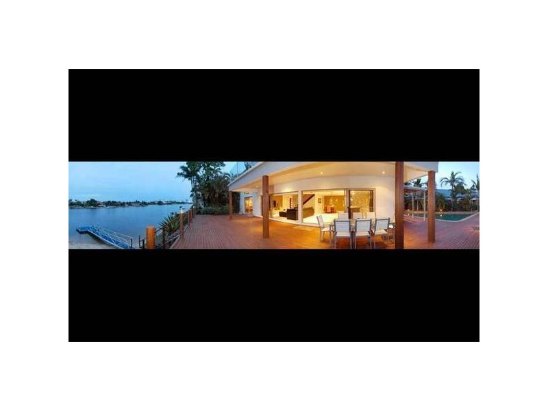 Broadbeach Waters QLD 4218