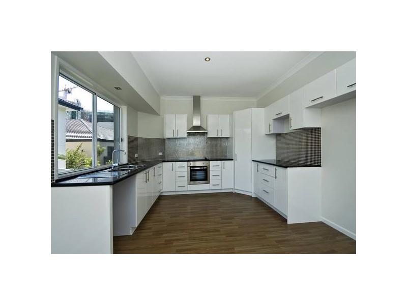 Varsity Lakes QLD 4227