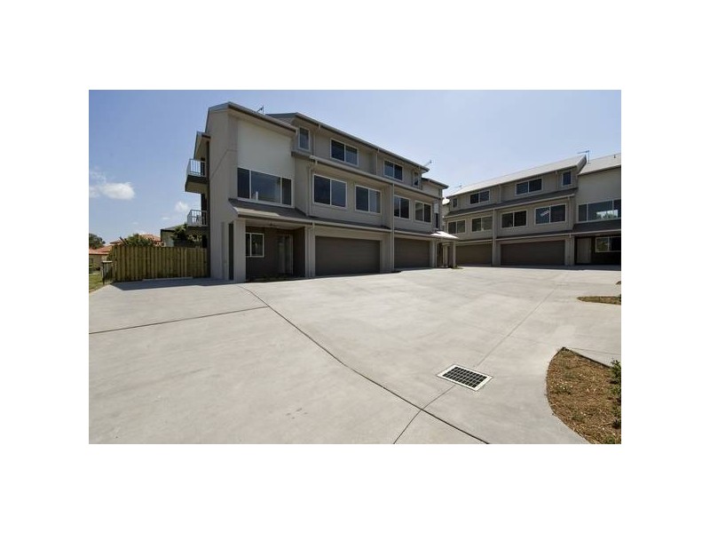 Varsity Lakes QLD 4227