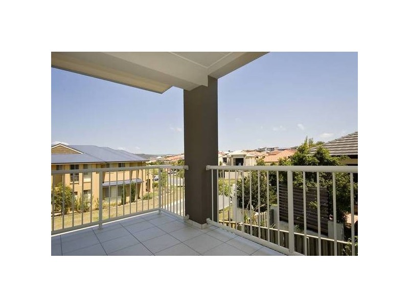 Varsity Lakes QLD 4227