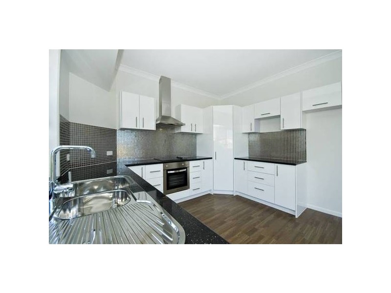 Varsity Lakes QLD 4227