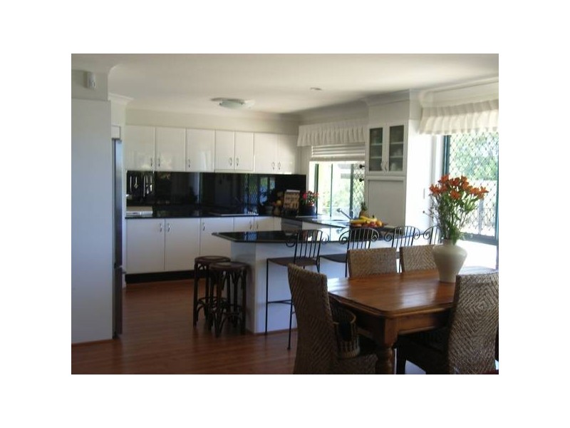 Clear Island Waters QLD 4226