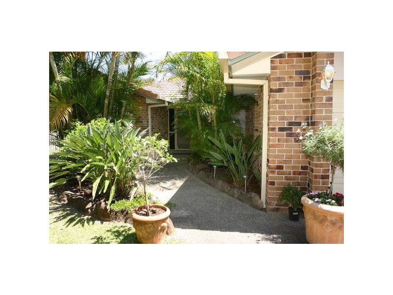 19 Breakwater Road, Robina QLD 4226