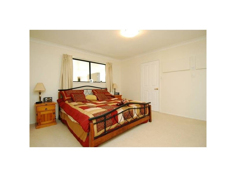 Broadbeach Waters QLD 4218