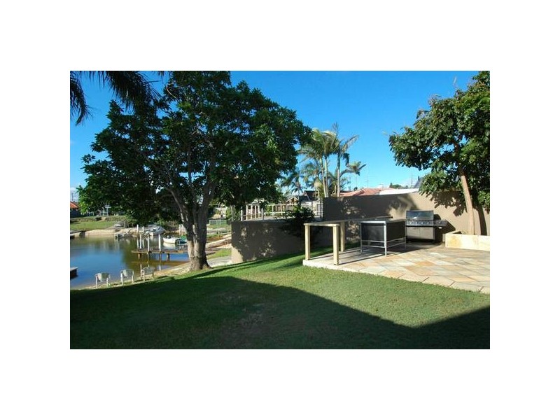 Broadbeach Waters QLD 4218