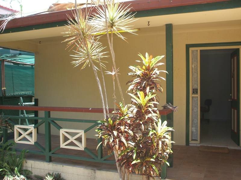 90 SLATYER AVENUE, Bundall QLD 4217