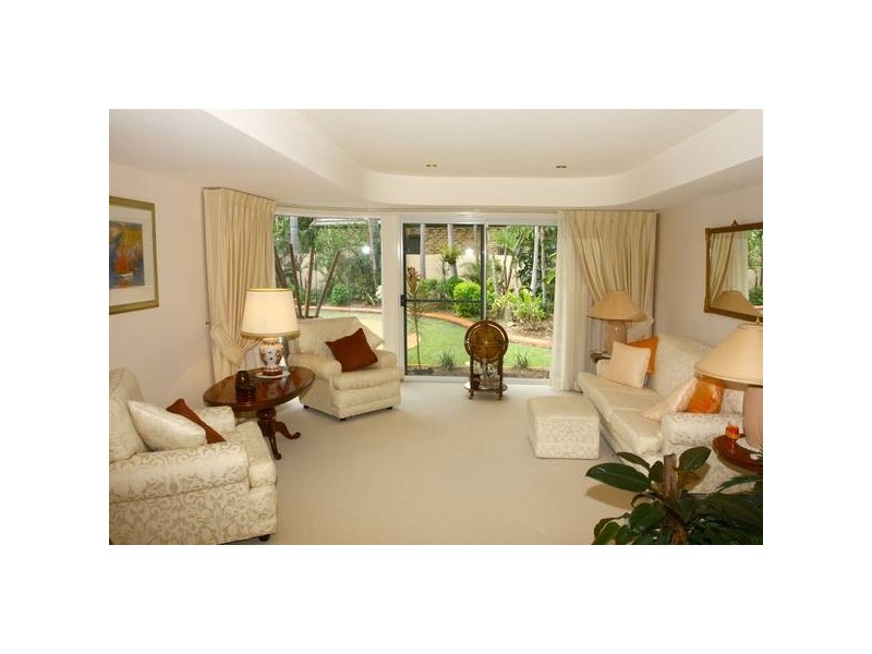 Clear Island Waters QLD 4226